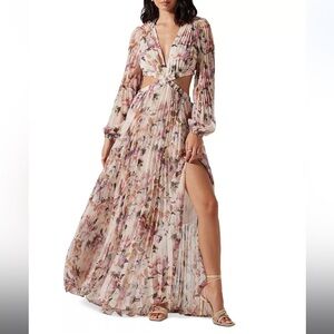 NWT ASTR THE LABEL Revery Pleated Maxi Dress